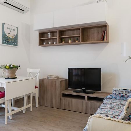 Walking Distance From San Pietro Apartment Luaran gambar