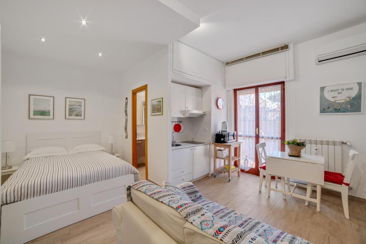 Walking Distance From San Pietro Apartment Luaran gambar