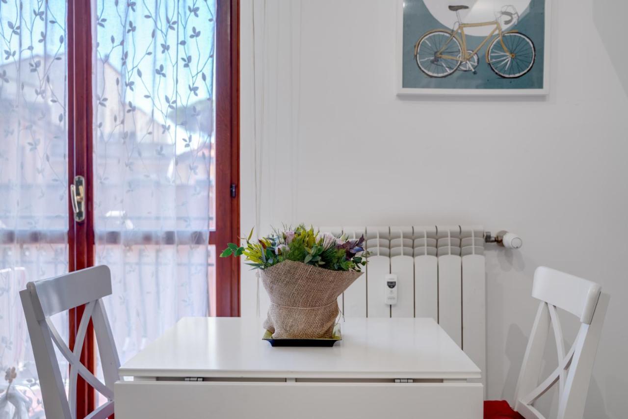 Walking Distance From San Pietro Apartment Luaran gambar